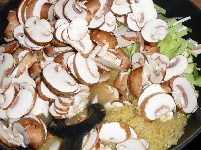 Rezept: Hühnchenpfanne in Bulgurgemüse Bild Nr. 4 Hühnchenpfanne in Bulgurgemüse - Rezept - Bild Nr. 4