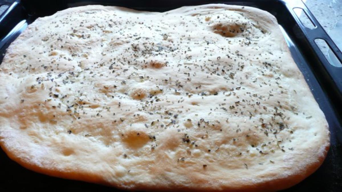 Focaccia Mit Rosmarin Und Olivenl Rezept Lecker