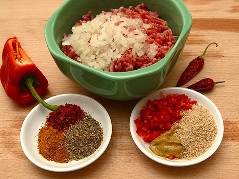 Hackfleischbällchen mit Joghurt-Minzsoße; Hackekullern - "türkösche Art" à la Caro - Rezept - Bild Nr. 2