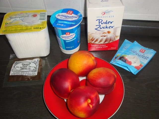 Rezept: Nektarinen-Vanille-Quarkcreme Bild Nr. 2 Nektarinen-Vanille-Quarkcreme - Rezept - Bild Nr. 2
