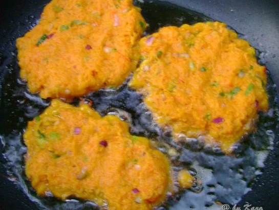 Gemüse: Knusprige Kürbisrösti mit Lauchschmand- Dipp - Rezept - Bild Nr. 5