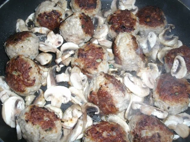 Rezept: Jägerklößchen Bild Nr. 8 Jägerklößchen - Rezept - Bild Nr. 8