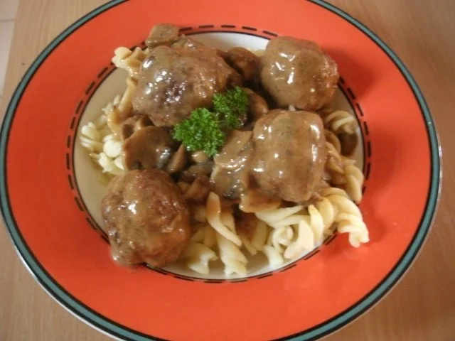 Rezept: Jägerklößchen Bild Nr. 2 Jägerklößchen - Rezept - Bild Nr. 2