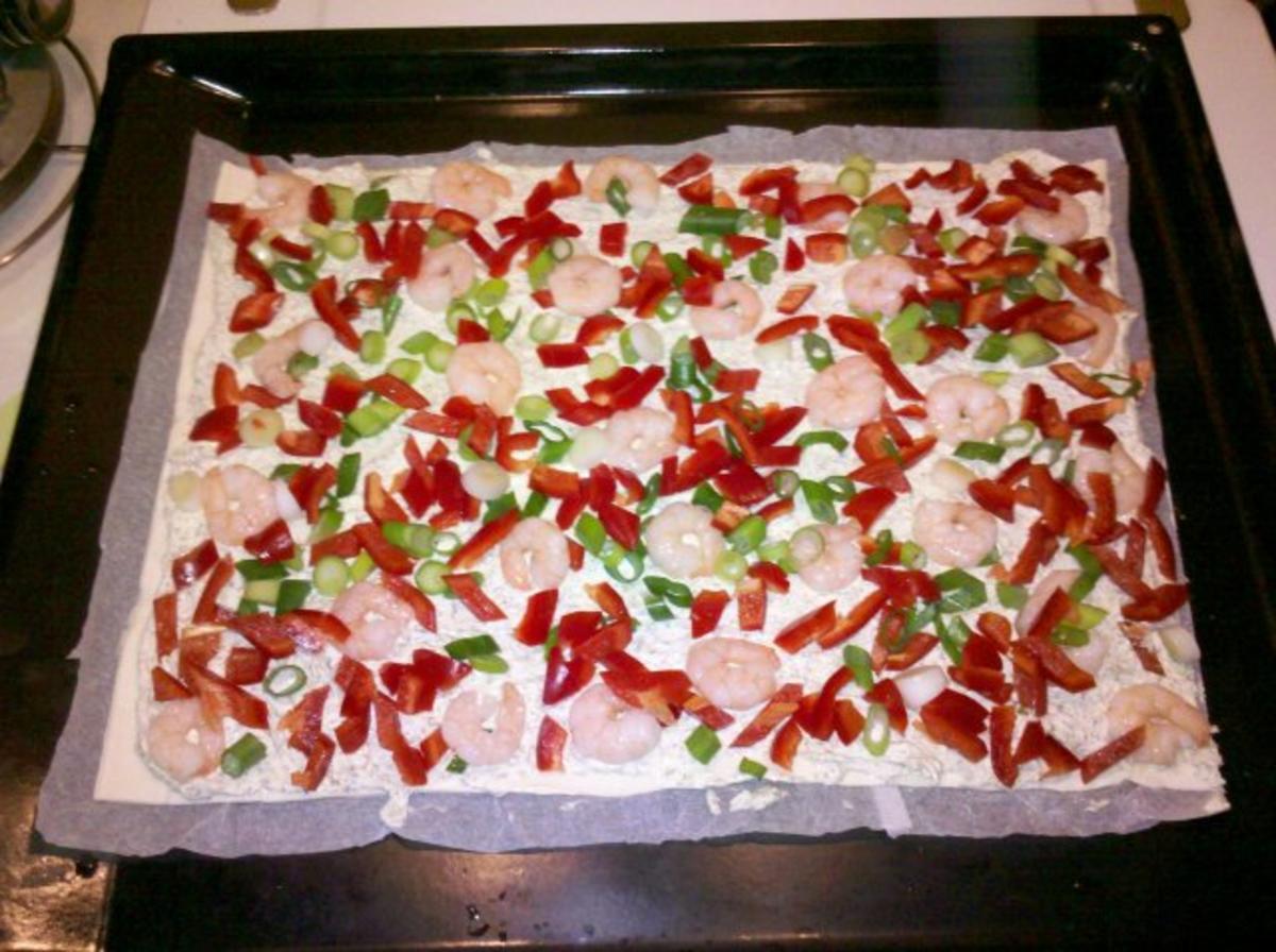 Flammkuchen: Flammkuchen granchio - Flammkuchen mit Krabben - Rezept - Bild Nr. 5