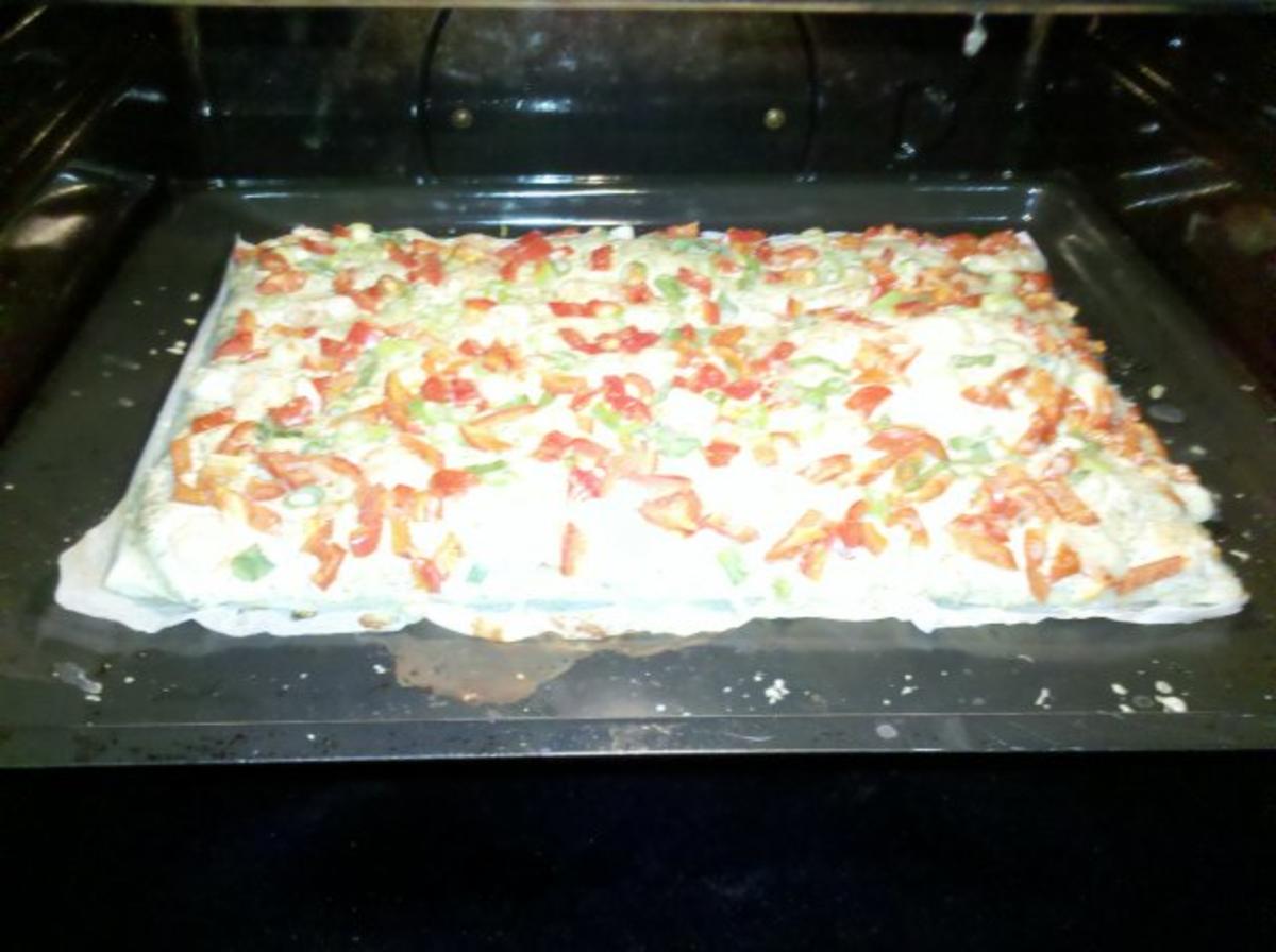 Flammkuchen: Flammkuchen granchio - Flammkuchen mit Krabben - Rezept - Bild Nr. 7