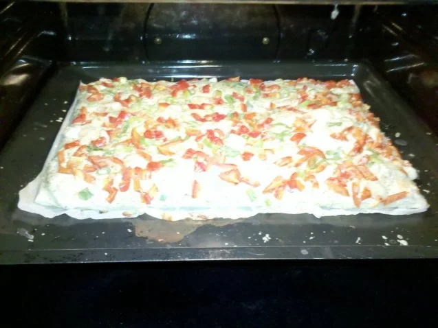 Flammkuchen: Flammkuchen granchio - Flammkuchen mit Krabben - Rezept - Bild Nr. 7