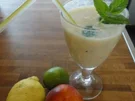 Bananen-Nektarinen-Buttermilch - Rezept
