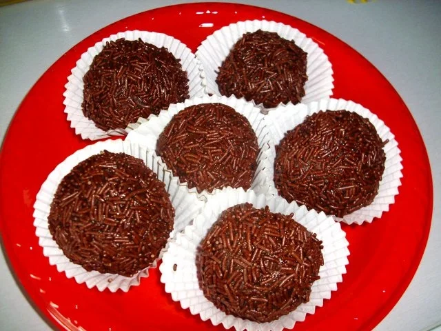 Amaretto- Kugeln - Rezept