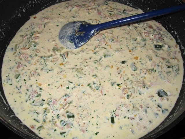 Rezept: Penne mit Schinken-Zucchinioberscreme Bild Nr. 3 Penne mit Schinken-Zucchinioberscreme - Rezept - Bild Nr. 3