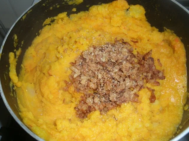 Hokkaidokürbis- Kartoffelpüree mit Röstzwiebel - Rezept - Bild Nr. 7