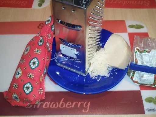 Rezept: Spaghetti aglio e olio e peperoncini e erbe Bild Nr. 6 Spaghetti aglio e olio e peperoncini e erbe - Rezept - Bild Nr. 6