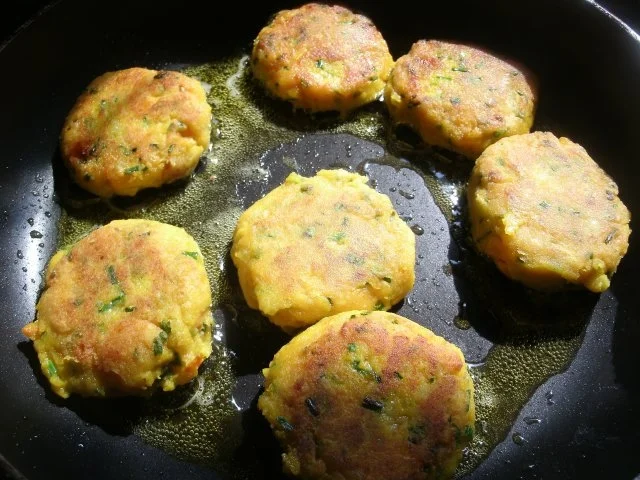 Hokkaidokürbis- Kartoffelbratlinge - Rezept - Bild Nr. 3