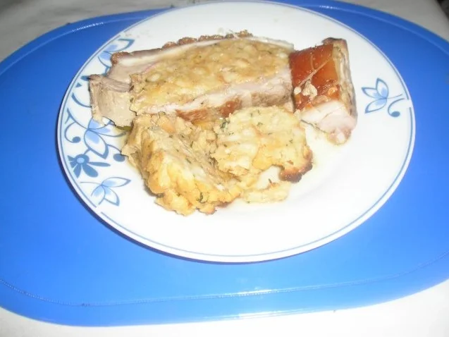 Schweinebauch mit Semmelfülle - Rezept - Bild Nr. 5