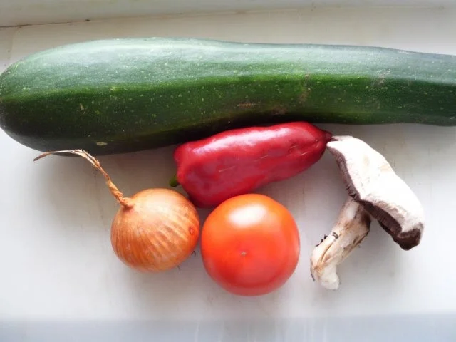 Rezept: Zucchinisalat Bild Nr. 2 Zucchinisalat - Rezept - Bild Nr. 2