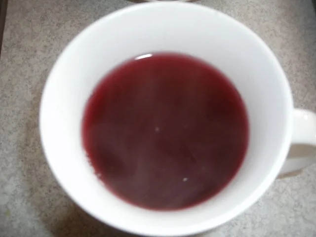 Holunder- Brombeer- Apfel- Erkältungsgetränk - Rezept - Bild Nr. 6