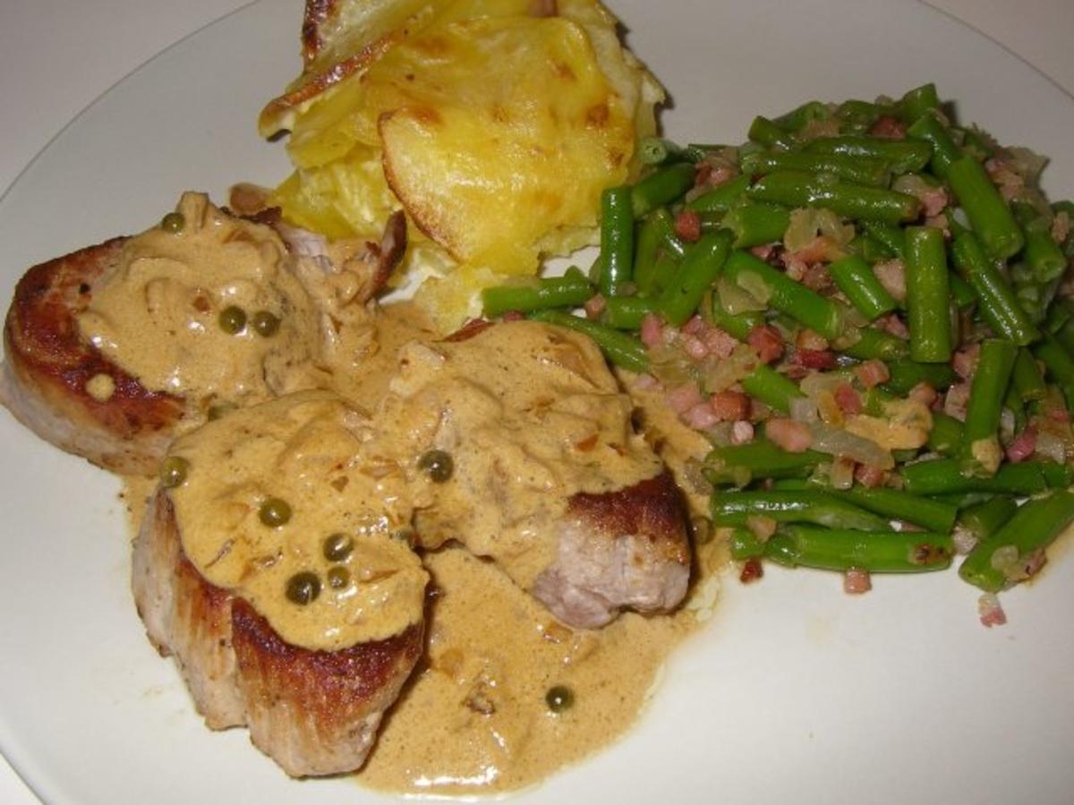 Bilder für Schweinemedaillons mit Speckfisolen (grüne Bohnen) und Kartoffelgratin - Rezept