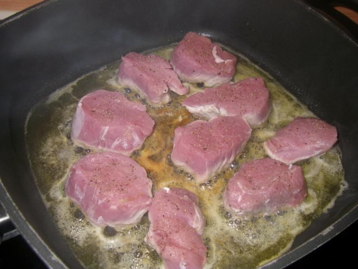 Schweinemedaillons mit Speckfisolen (grüne Bohnen) und Kartoffelgratin - Rezept - Bild Nr. 4