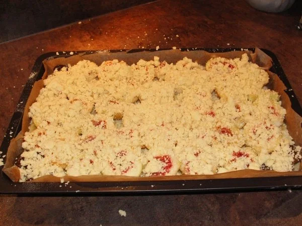 Rezept: Pfirsichkuchen mit Streusel Bild Nr. 3 Pfirsichkuchen mit Streusel - Rezept - Bild Nr. 3