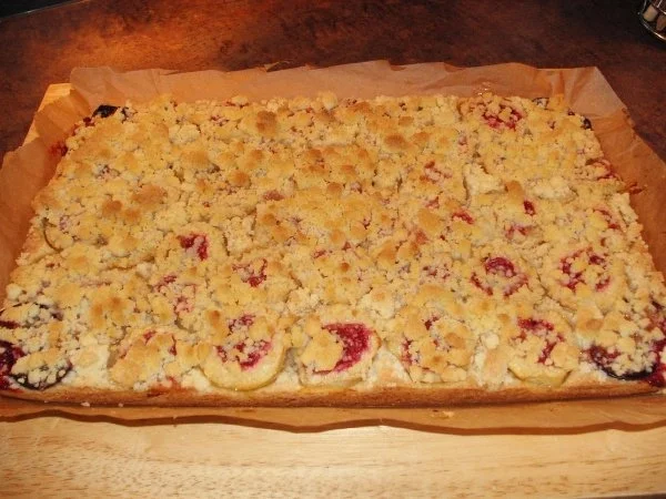 Rezept: Pfirsichkuchen mit Streusel Bild Nr. 4 Pfirsichkuchen mit Streusel - Rezept - Bild Nr. 4