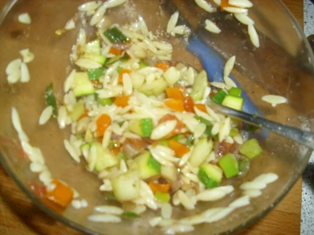 Gefüllte Tomaten an Reisnudeln - Rezept - Bild Nr. 7