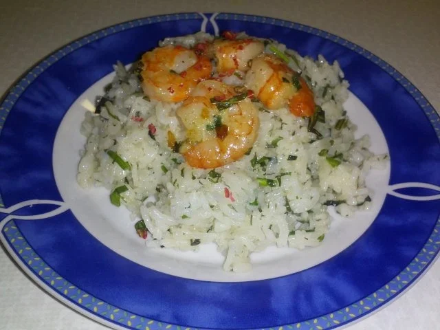 Kräuterreis mit Knoblauch Garnelen - Rezept