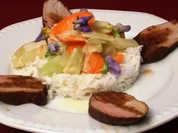 Karamellisiertes Soja–Schweinefilet mit Würzreis und Fenchelgemüse - Rezept