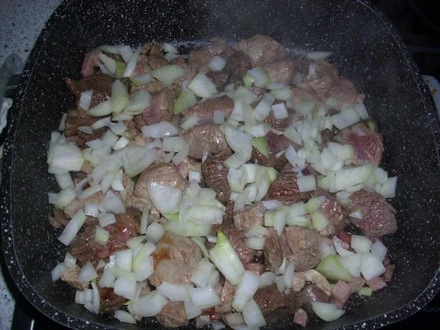 Rezept: Gulasch halb und halb mit Pilzgemüse Bild Nr. 5 Gulasch halb und halb mit Pilzgemüse - Rezept - Bild Nr. 5