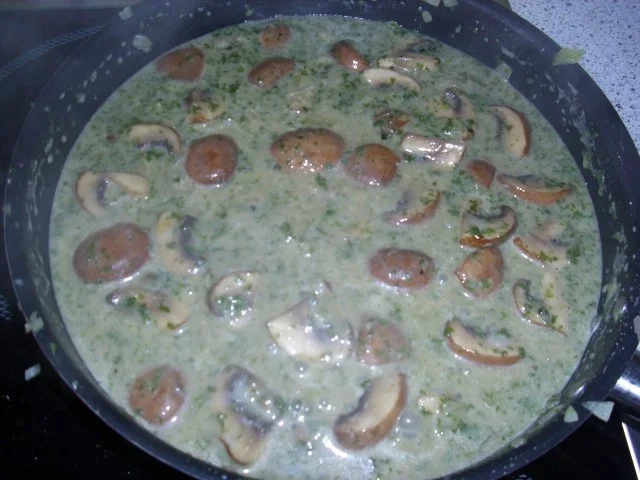 Rezept: Gulasch halb und halb mit Pilzgemüse Bild Nr. 16 Gulasch halb und halb mit Pilzgemüse - Rezept - Bild Nr. 16