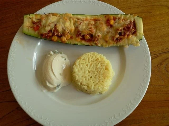 GEFÜLLTE ZUCCHINI - SCHIFFCHEN MIT REIS - Rezept - Bild Nr. 6