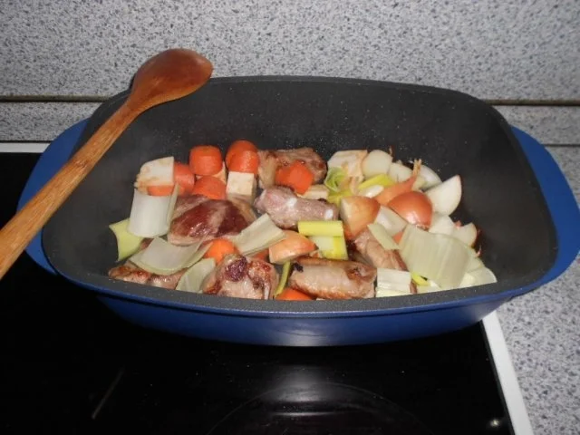 Rezept: Bratensauce Bild Nr. 3 Bratensauce - Rezept - Bild Nr. 3