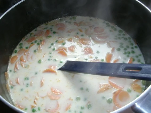 Gehobelte Möhren und feine Erbsen in Petersiliensoße - Rezept - Bild Nr. 5