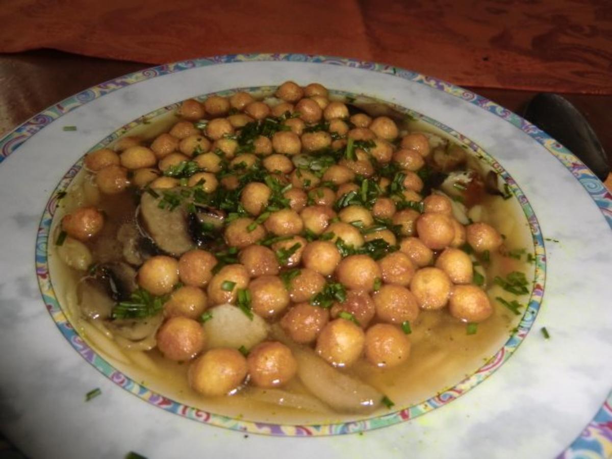 Bilder für Champignon-Reisnudelsuppe mit Würstchen - Rezept