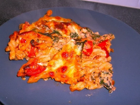 Rezept: Mangold-Nudel-Auflauf Bild Nr. 2 Mangold-Nudel-Auflauf - Rezept - Bild Nr. 2