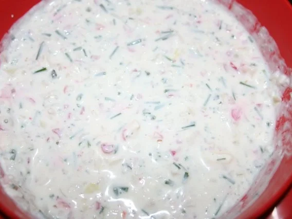 Rezept: Schafskäse Kräuter Radieschen Sommerdip Bild Nr. 2 Schafskäse Kräuter Radieschen Sommerdip - Rezept - Bild Nr. 2