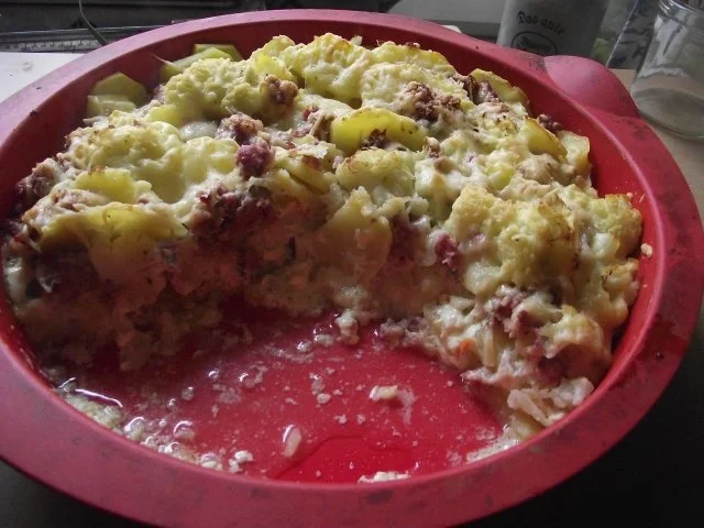 Rezept: Hauptgericht: Kartoffeliger Blumenkohl-Hack-Auflauf Bild Nr. 4 Hauptgericht: Kartoffeliger Blumenkohl-Hack-Auflauf - Rezept - Bild Nr. 4