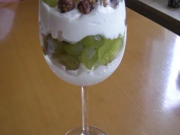 Rezept: Trauben mit Mascarponesahne Bild Nr. 3 Trauben mit Mascarponesahne - Rezept - Bild Nr. 3