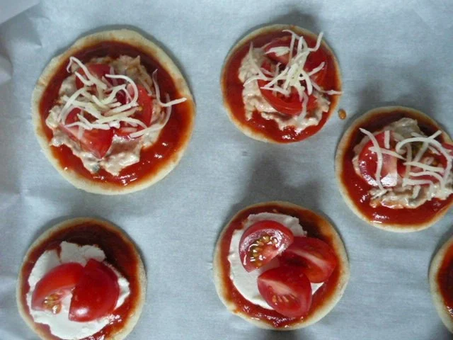 PIZZA / MINIPIZZEN - Variationen - Rezept - Bild Nr. 5