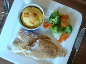 Scholle natur mit Kartoffel-Käse-Soufflé - Rezept