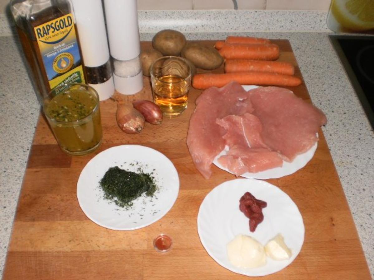 Gefülltes Putenschnitzel mit Gemüse - Rezept - kochbar.de