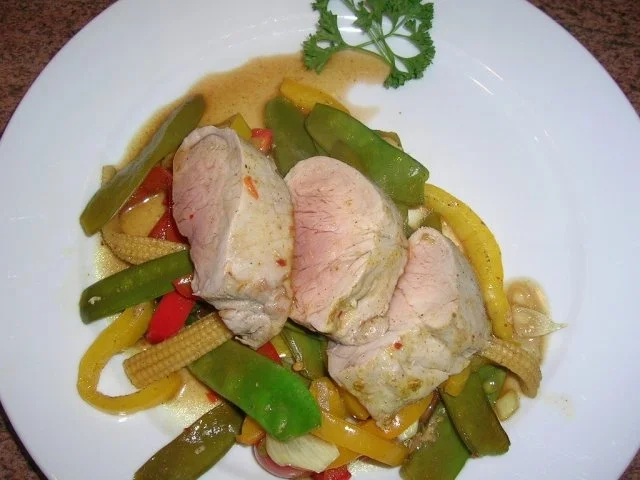 Schweinefilet süßsauer mit buntem Gemüse im Bratschlauch, kalorienarm und saulecker - Rezept - Bild Nr. 2