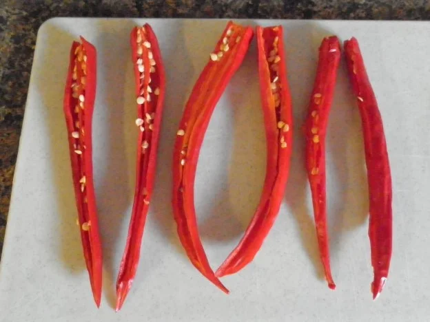Rezept: Chili - Öl Bild Nr. 3 Chili - Öl - Rezept - Bild Nr. 3