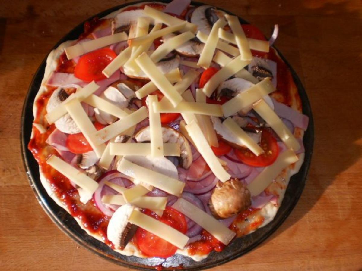 Pizza 1 - Rezept - Bild Nr. 18