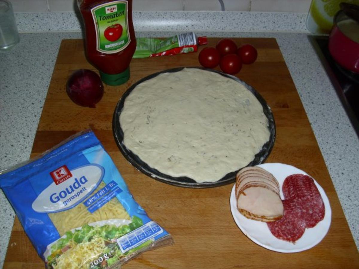 Pizza 2 - Rezept - Bild Nr. 2