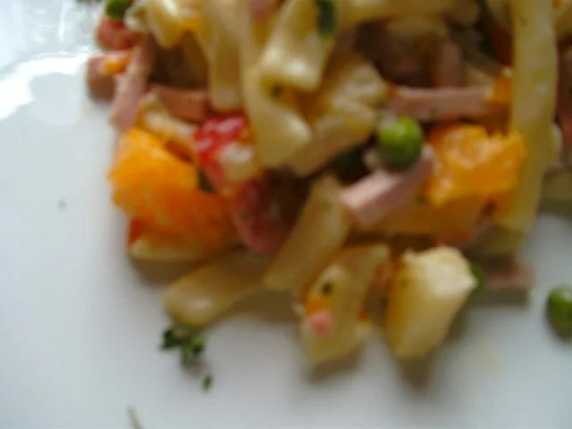 Rezept: Nudelsalat mit Pfiff Bild Nr. 3 Nudelsalat mit Pfiff - Rezept - Bild Nr. 3