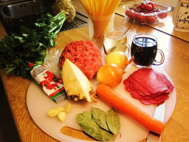 Spaghetti  "Bolognese"  ... - Rezept - Bild Nr. 2