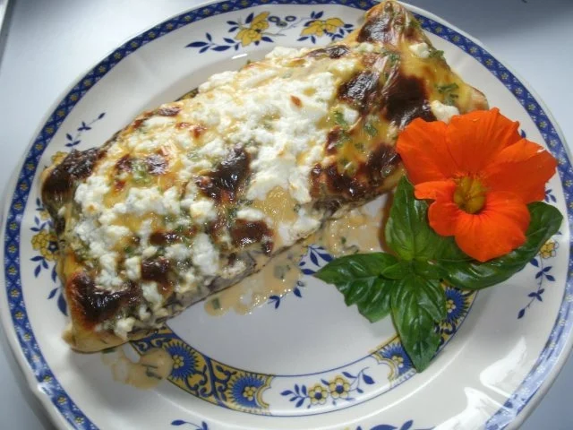 Gefüllte Pfannkuchen mit Käsesoße- gratiniert - Rezept - Bild Nr. 2