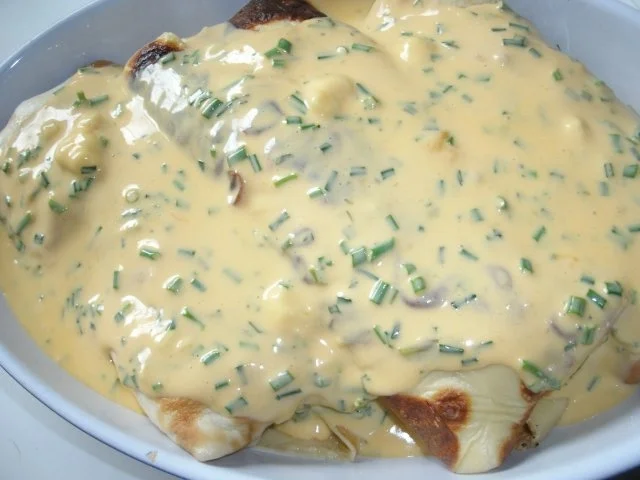 Gefüllte Pfannkuchen mit Käsesoße- gratiniert - Rezept - Bild Nr. 7