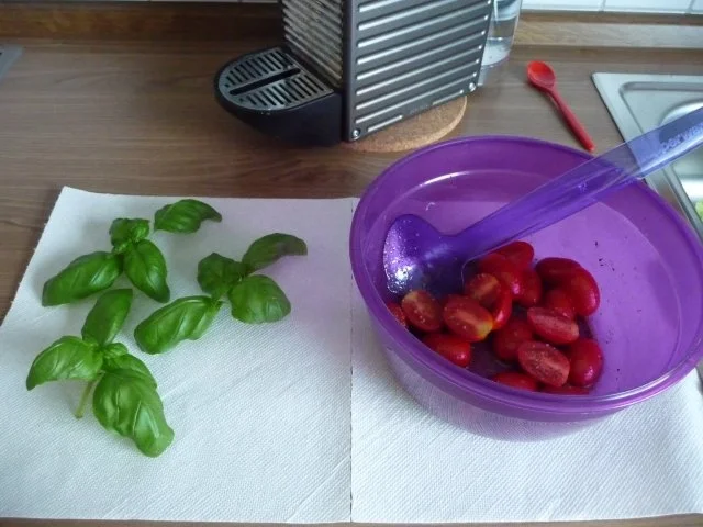 Rezept: Salat : Ein schneller bunter Teller Bild Nr. 3 Salat : Ein schneller bunter Teller - Rezept - Bild Nr. 3