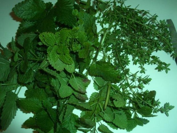 Kräuterzucker Zitronenmelisse-Zitronenthymian - Rezept - Bild Nr. 2