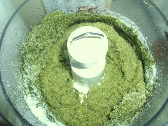 Rezept: Kräuterzucker Zitronenmelisse-Zitronenthymian Bild Nr. 4 Kräuterzucker Zitronenmelisse-Zitronenthymian - Rezept - Bild Nr. 4